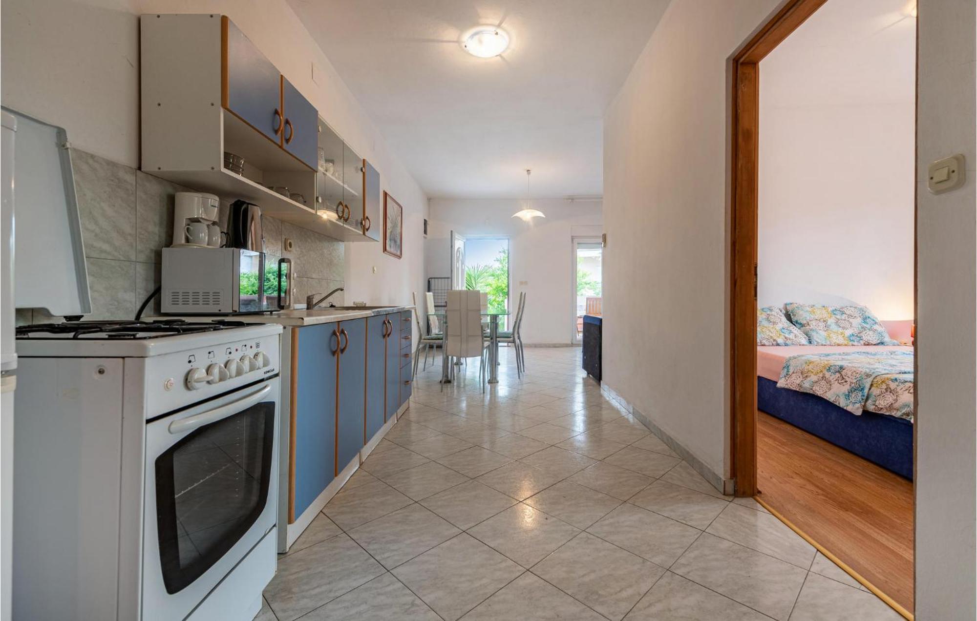 Lovely Apartment In Vir With Kitchen Exterior photo